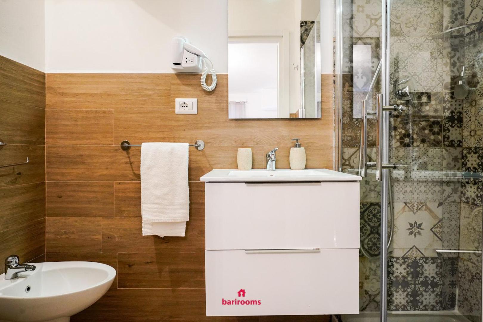 Barirooms - Melo Suites Экстерьер фото